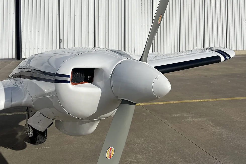 PIPER AZTECA
